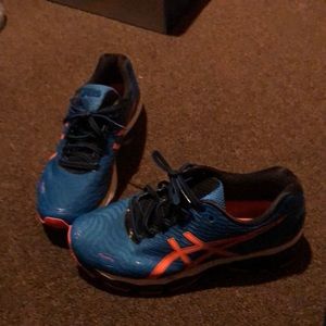Men’s ASICS Gel-Nimbus Size 10.5 worn once.
